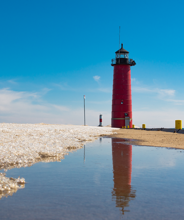 Kenosha Equipment Rental Heavy equipment rental delivered in Kenosha WI - skid loaders, minis, excavators - CIS Equipment Rental